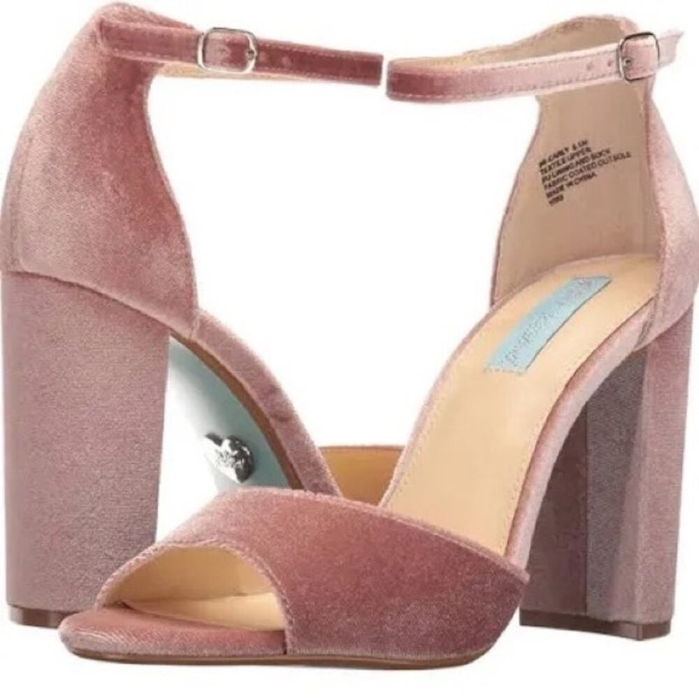 Betsey Johnson Carly Dusty Rose Pink Velvet Ankle Strap Block Heel Women's 7.5